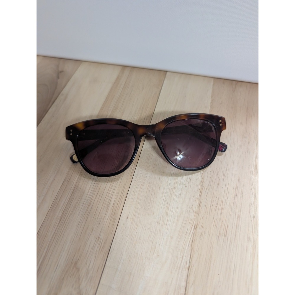 Ted Baker London TWS249 Cat Eye Polarized UV400 Sunglasses Tortoise 52-18 145